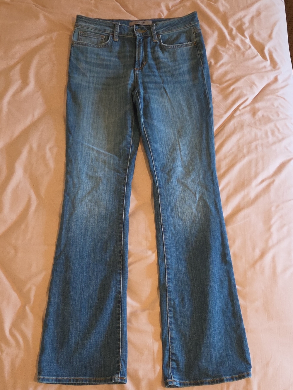 Joe's Jeans Women's Long Medium Blue Flare Denim with Faded Detailing Size 29